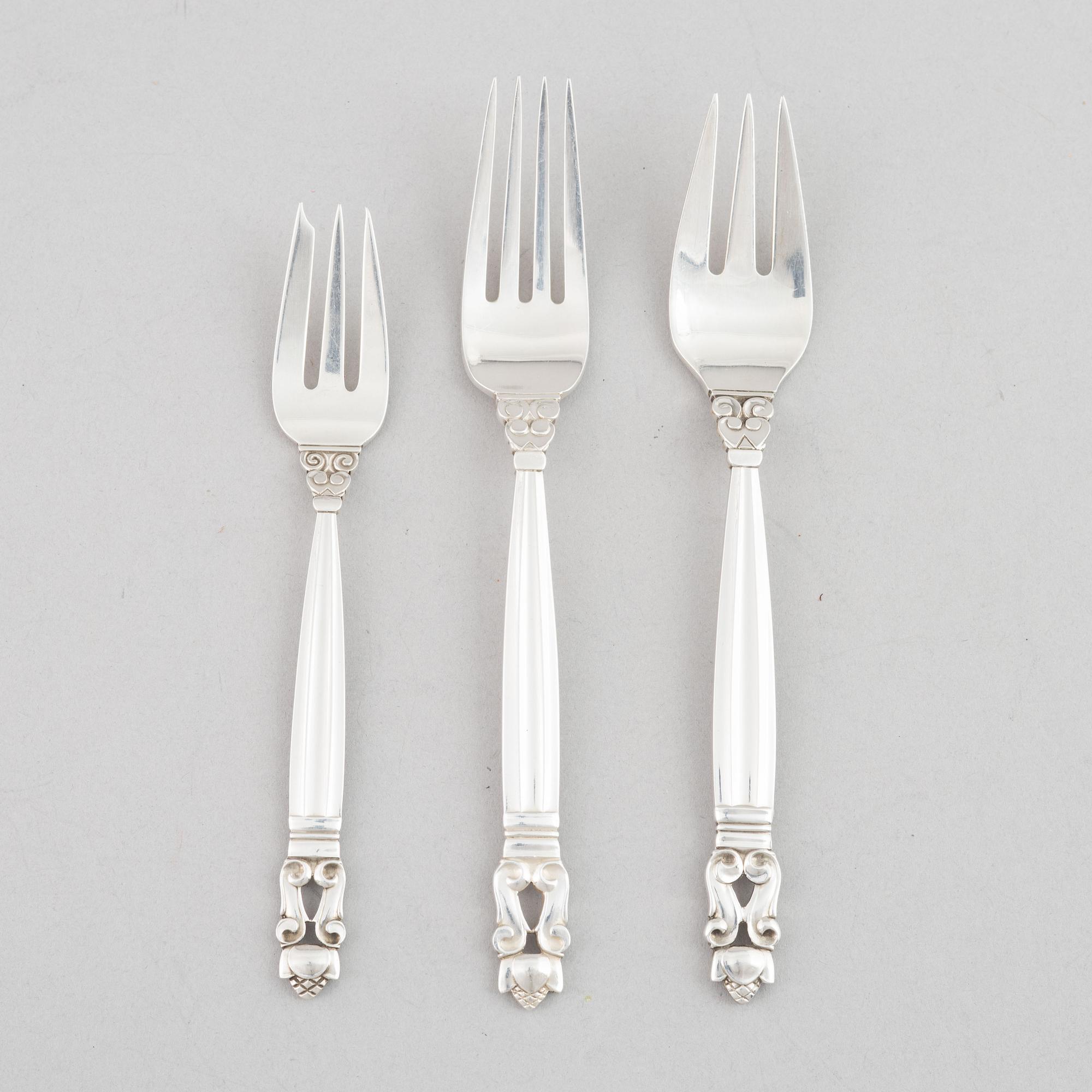 Georg Jensen, a set of 102 pieces of 'Konge/Acorn' sterling silver flatware, design Johan Rohde, Copenhagen.