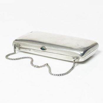 A Russian silver purse, Moscow, 1908-26.