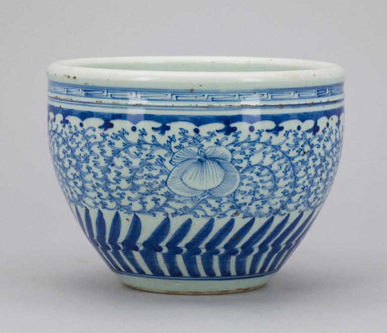 YTTERFODER, porslin, Kina 1900-tal.