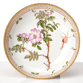 A Royal Copenhagen 'Flora Danica' tazza, Denmark, 20th Century.