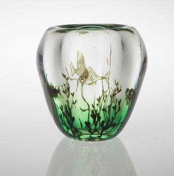A Vicke Lindstrand 'fish graal' glass vase, Orrefors 1941.