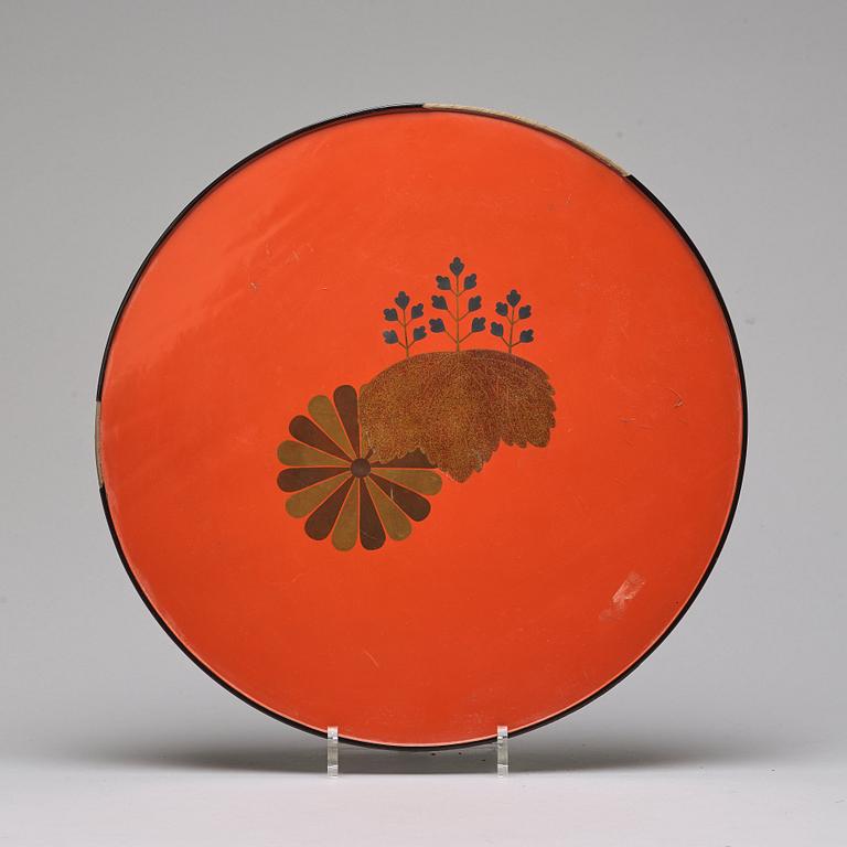 A Japanese tray, miniature pagoda and basket, early 20th Century.