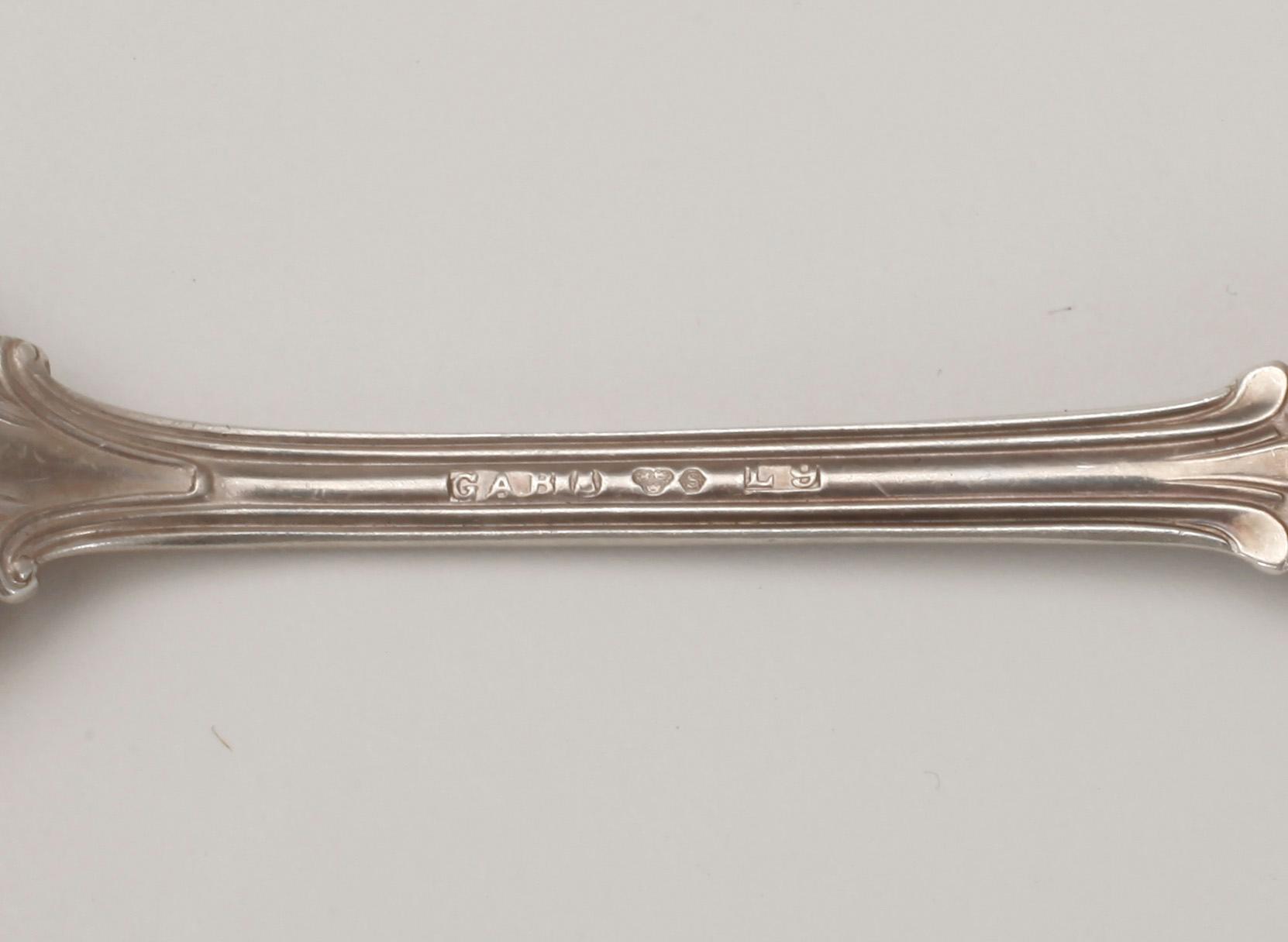 PARTI SILVER, 51 delar, bland annat CG Hallberg, Stockholm, 1953. Totalvikt ca 1030 gram.
