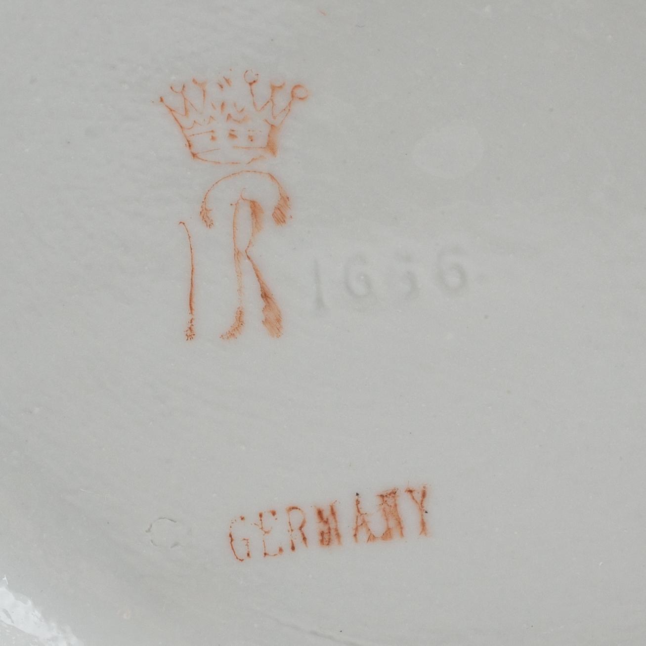 A pair of porcelain figurines, Rudolf Volkstädter, Germany, 20th century.