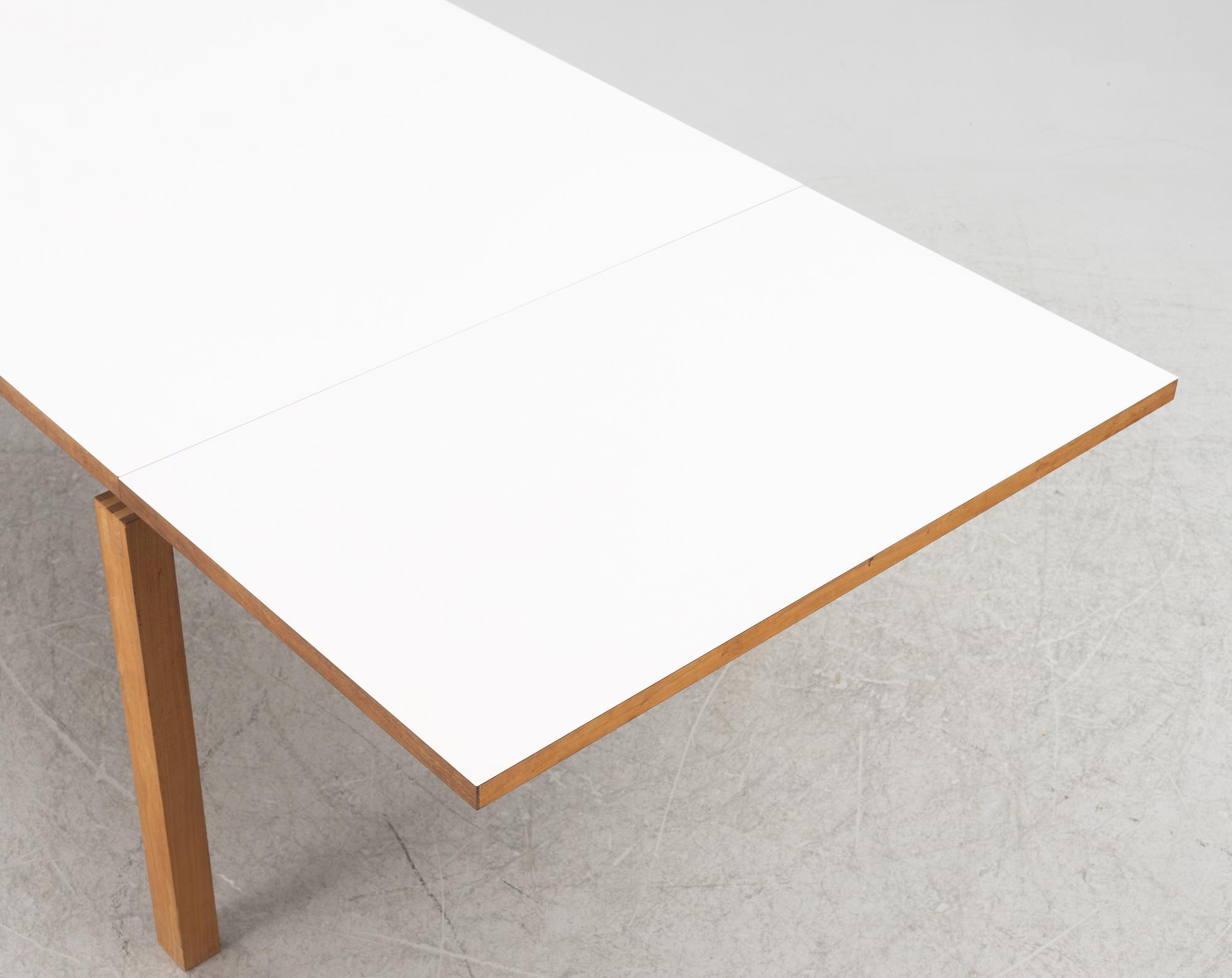 Dining table, Tranekær Furniture, Denmark.