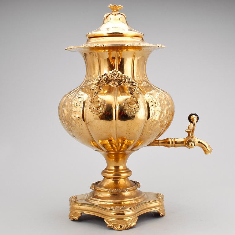 VINSAMOVAR, metall, rokokostil, 1900-tal.