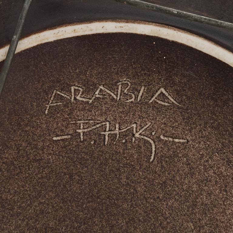 Friedl Holzer-Kjellberg, A stoneware dish, signed ARABIA -F.H.Kj.-.