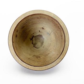 A signed Wilhelm Kåge "Farsta" stoneware bowl from Gustasvbergs studio.