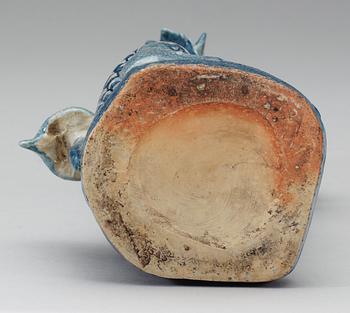 A blu Ge-glazed figurine of a Qilin, Qing dynasty, presumably 18th century.