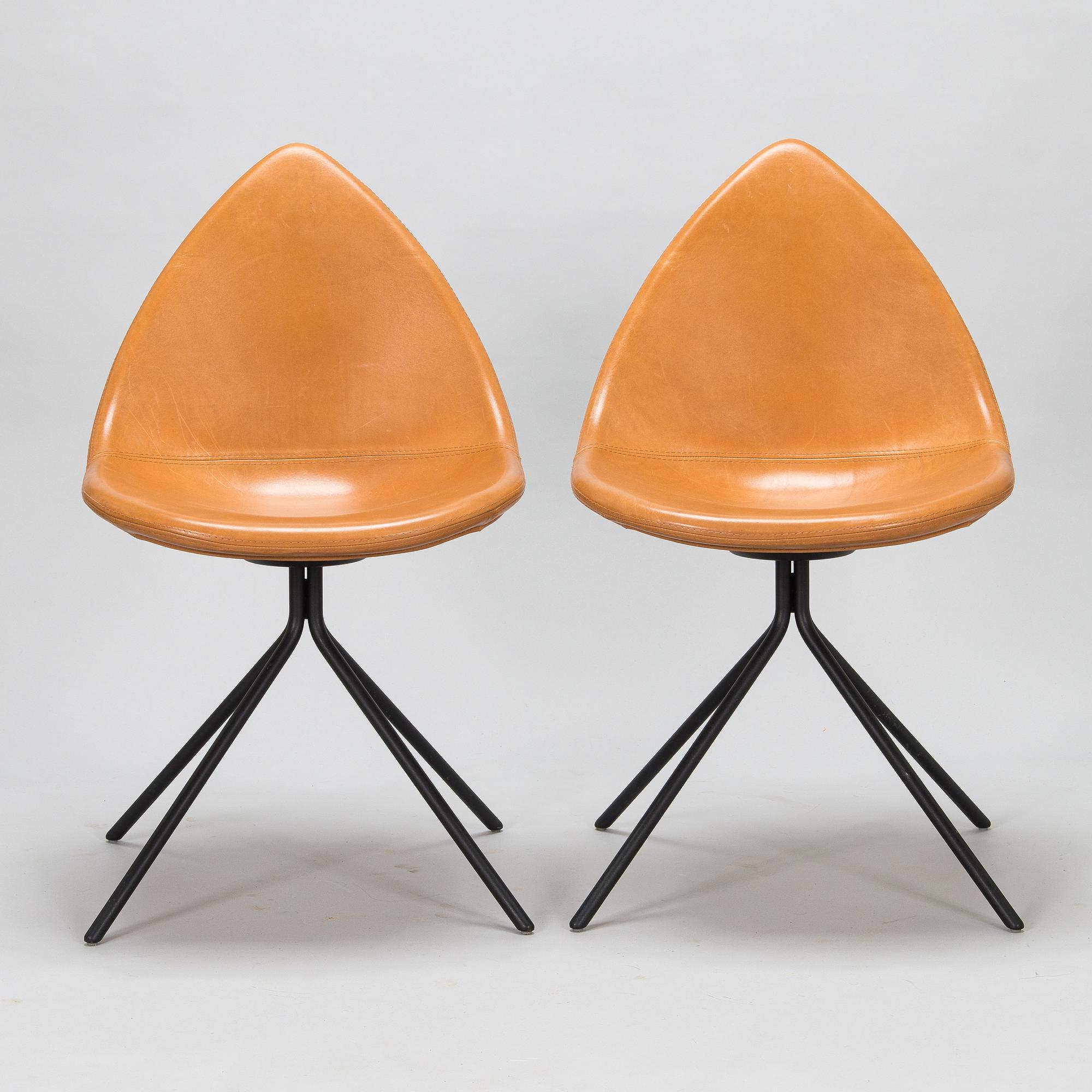 Henrik Pedersen, dining table 'Sketch' for Houe Karim Rashid, eight 'Ottawa' chairs for BoConcept.
