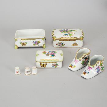 71 psc Herend, mostly "Queen Victoria".