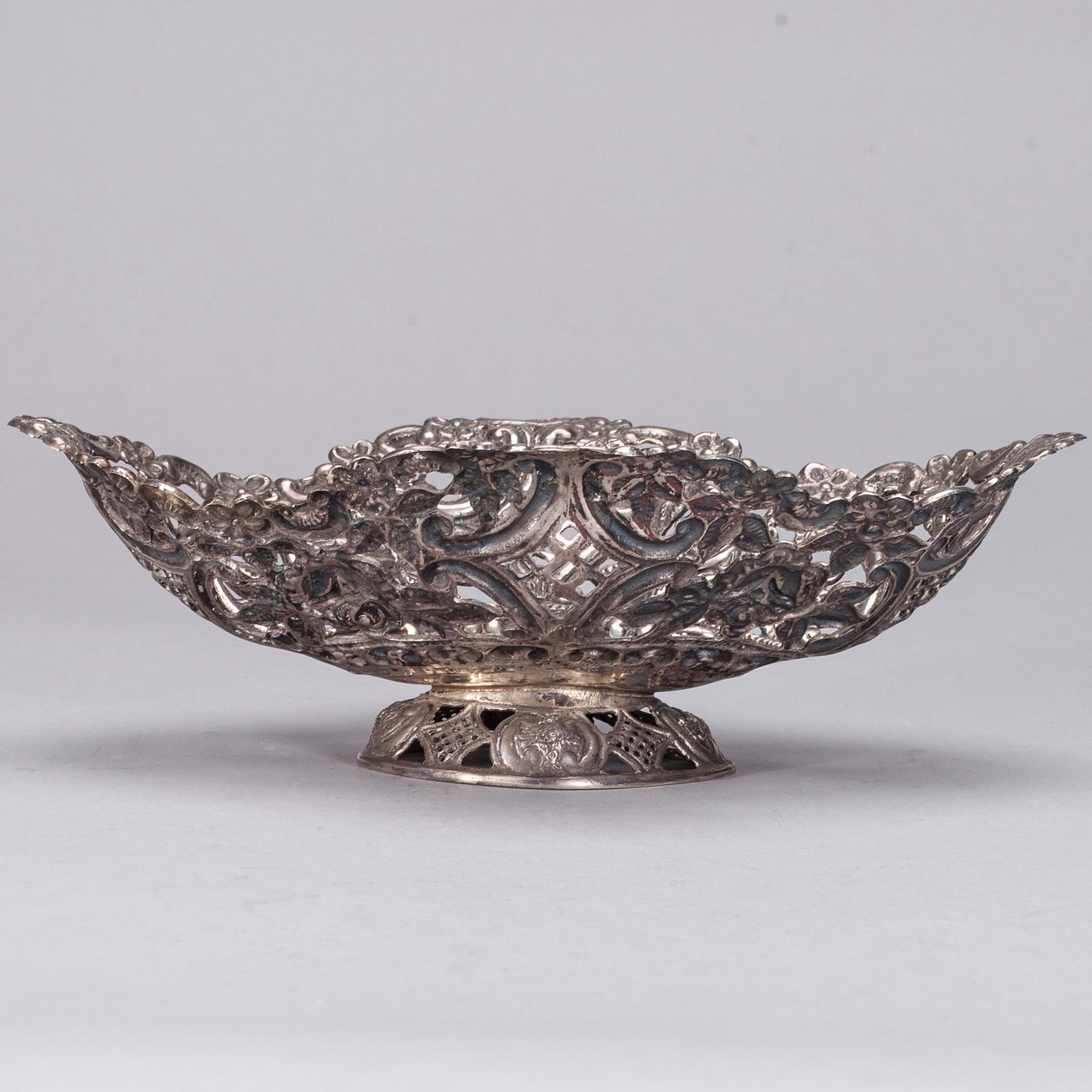 SKÅL, silver, E. Jäntti, Helsingfors 1971. Vikt 348,8 g.