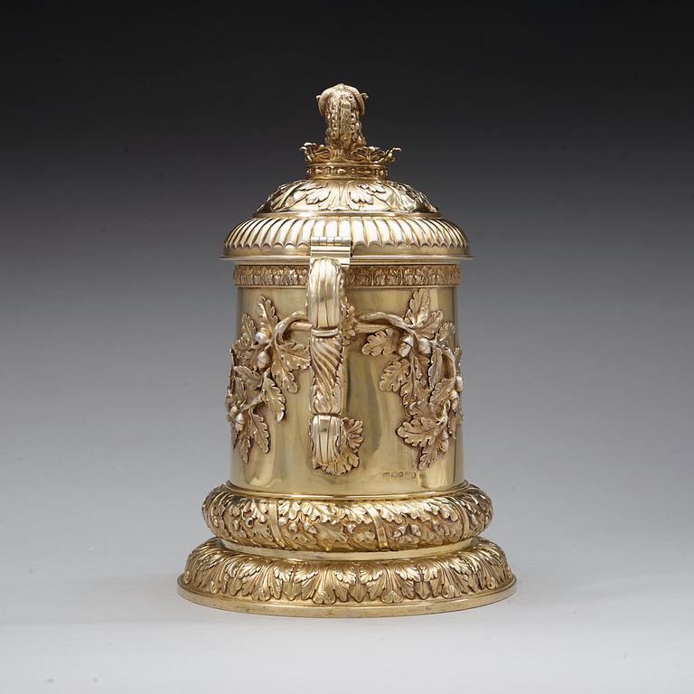 An English 19th century silver-gilt tankard, marks of William Eaton, London 1836.