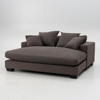 Torill Slettvoll, 'Rocket daybed', Slettvoll.
