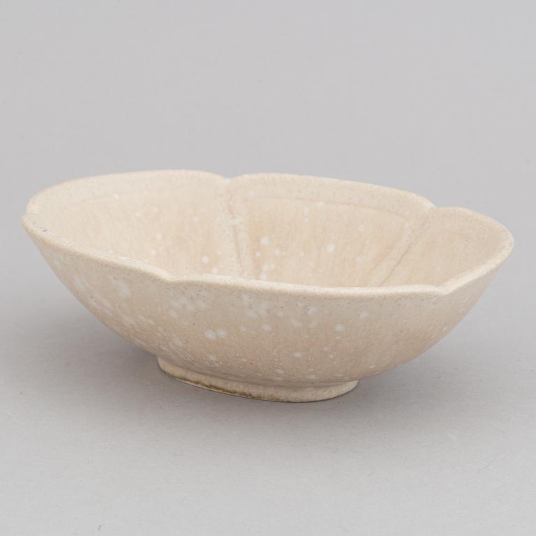 Gunnar Nylund, a set of 2 double" stoneware pots, model UB and a bowl, Rörstrand, Sweden 1940's.