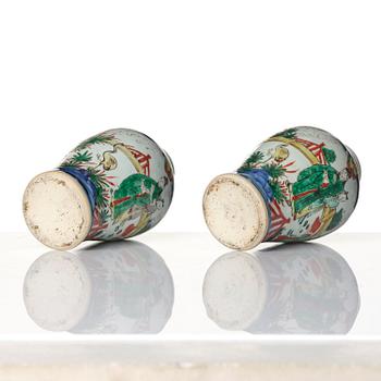 A pair of wucai decorated vases, 17th century.