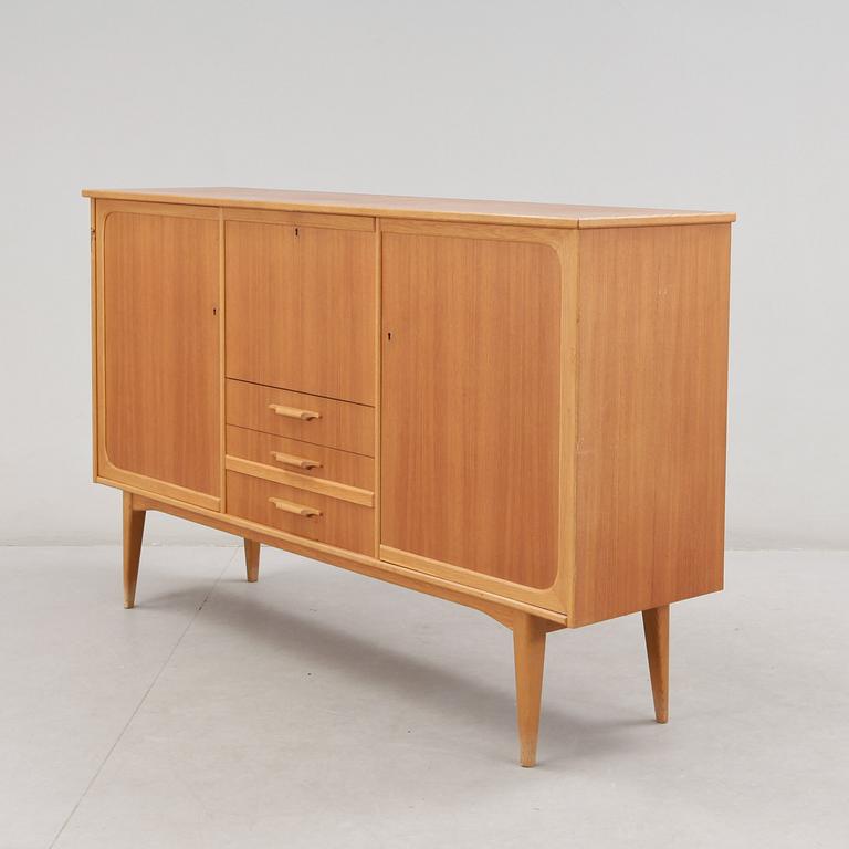 SIDEBOARD, 1960-tal.