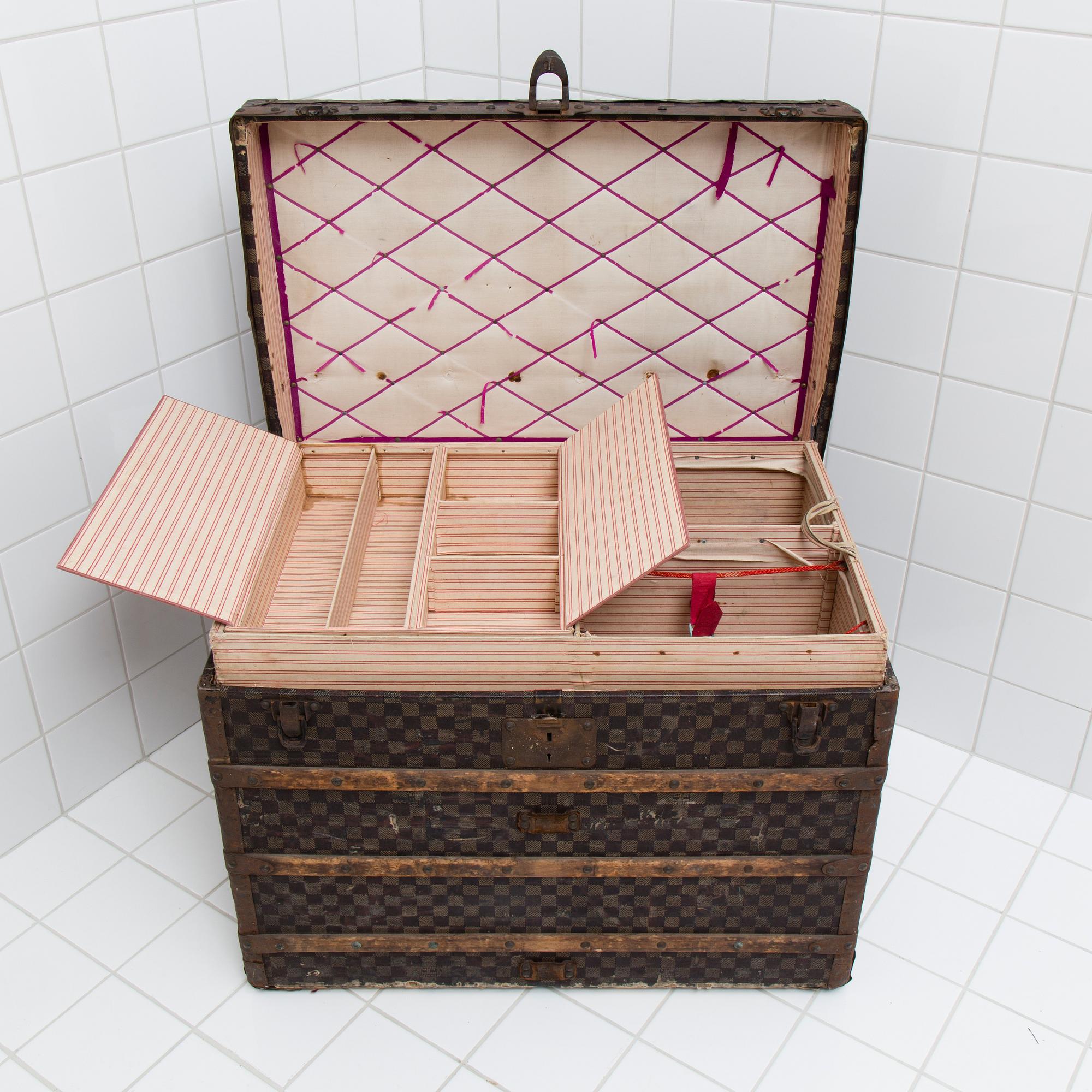 KOFFERT, Louis Vuitton, 1800/1900-tal.
