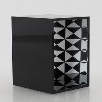 Julio Le Parc, "Image virtuel par déplacement du spectateur".