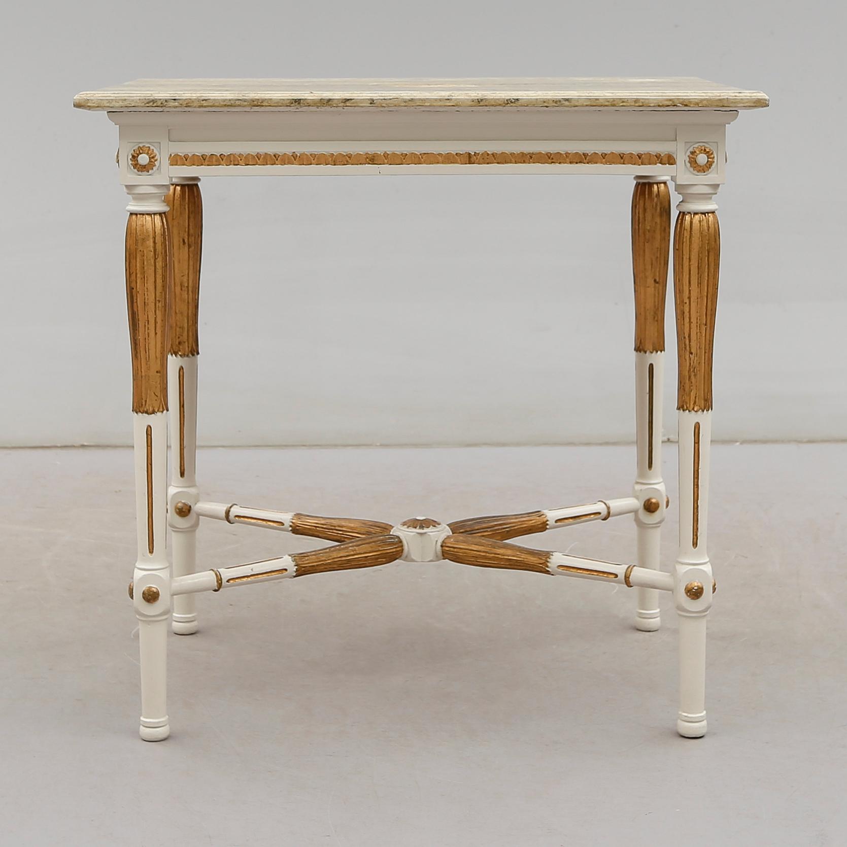 SALONGSBORD, sengustaviansk stil, 1900-talets första hälft.