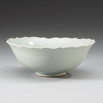 A pale celadon glazed bowl, Yuan dynasty (1271-1368).