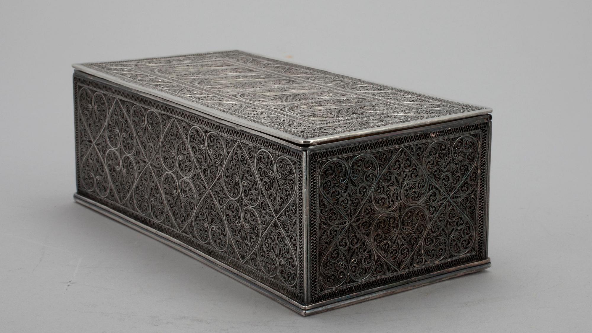 SKRIN, silver, finska importstämplar, Helsingfors 1967. Vikt 622 g.