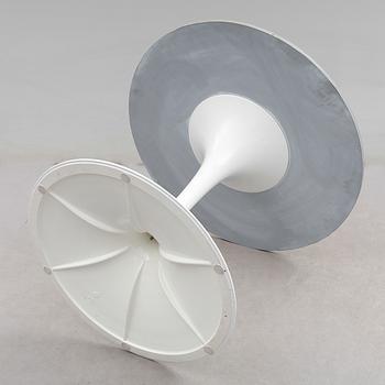 BORD, "Tulip", Eero Saarinen, Knoll International, USA.