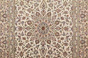 Matta, Keshan, ca 356 x 239 cm.