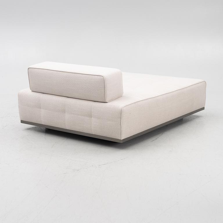 Ottoman, Minotti, Italy.