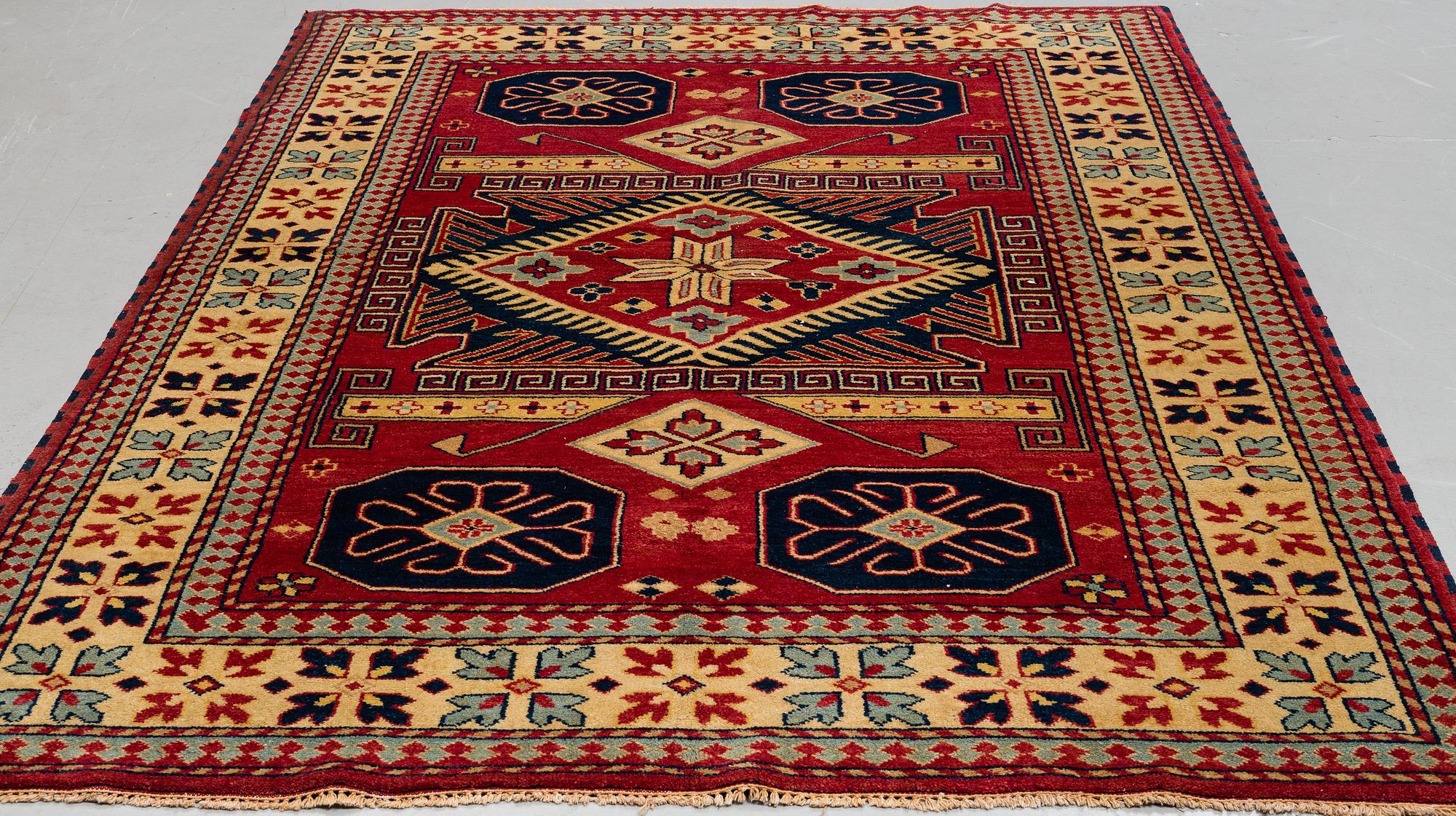 MATTA Kazak design 300 x 200 cm.