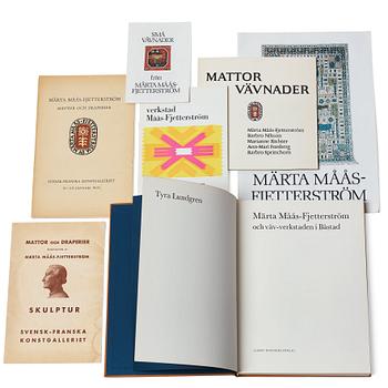 195. A BOOK, CATALOGUES, 4 PIECES AND FOLDERS, 2 PIECES about Märta Måås-Fjetterström and the atelier in Båstad.