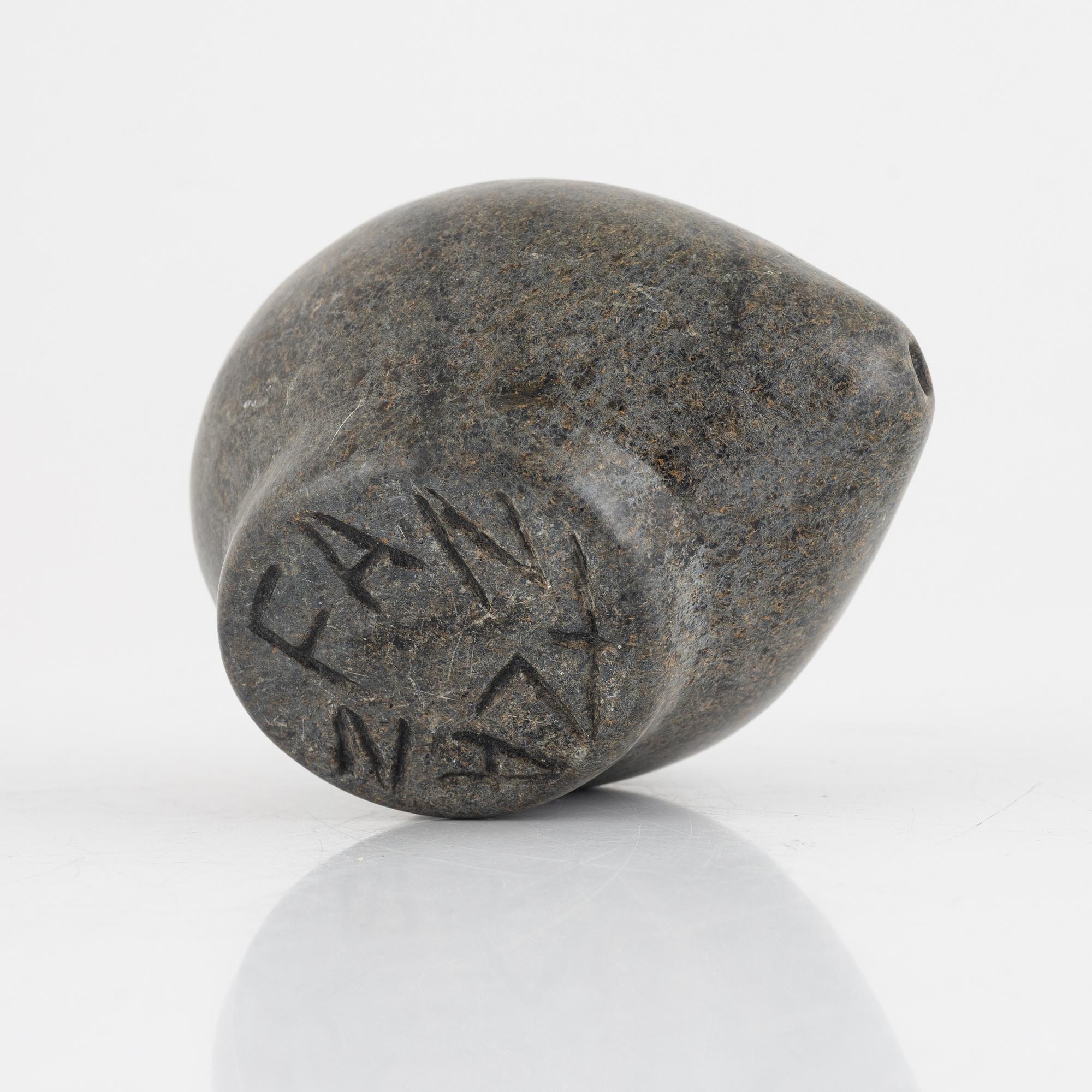 Fanizani Akuda, "The whistling head".