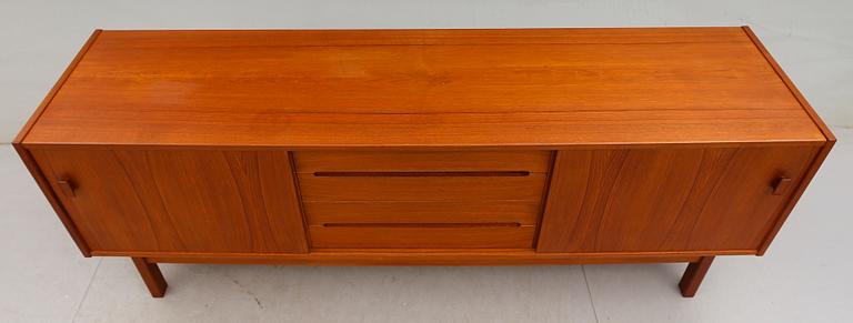 SIDEBOARD, "Arild", Nils Johnsson, Troeds, Bjärnum, 1900-talets andra hälft.
