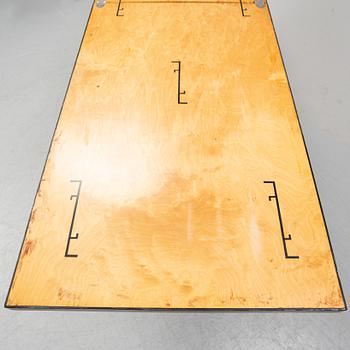 Otto Wretling, a 'Idealbordet' birch table, Umeå, 1930's.