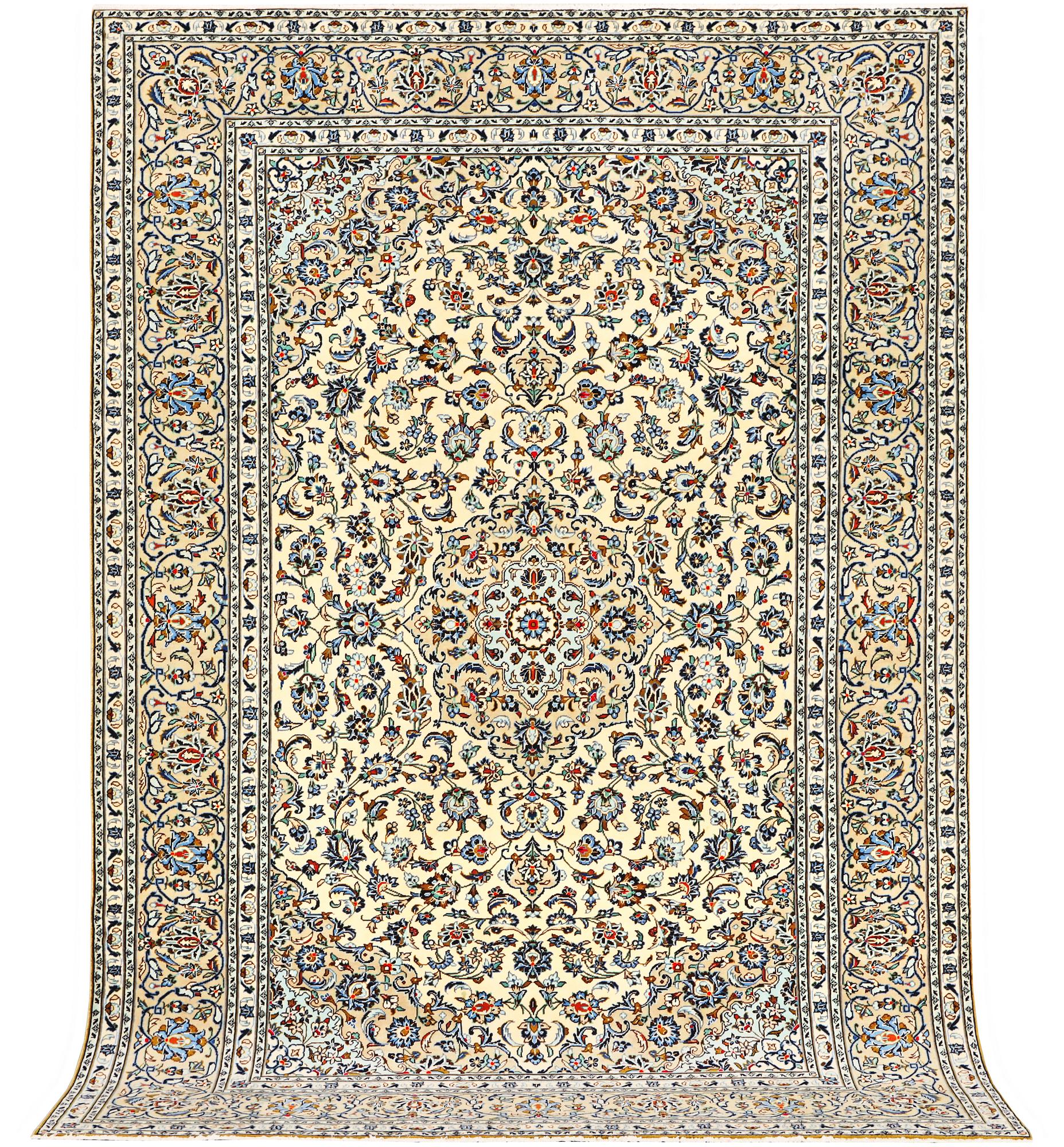 A Kashan carpet, a. 297 x 200 cm.