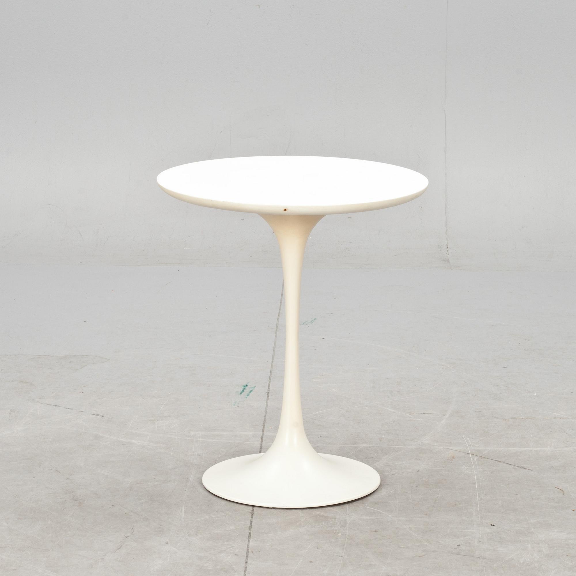 BORD, Eero Saarinen, Arkana.