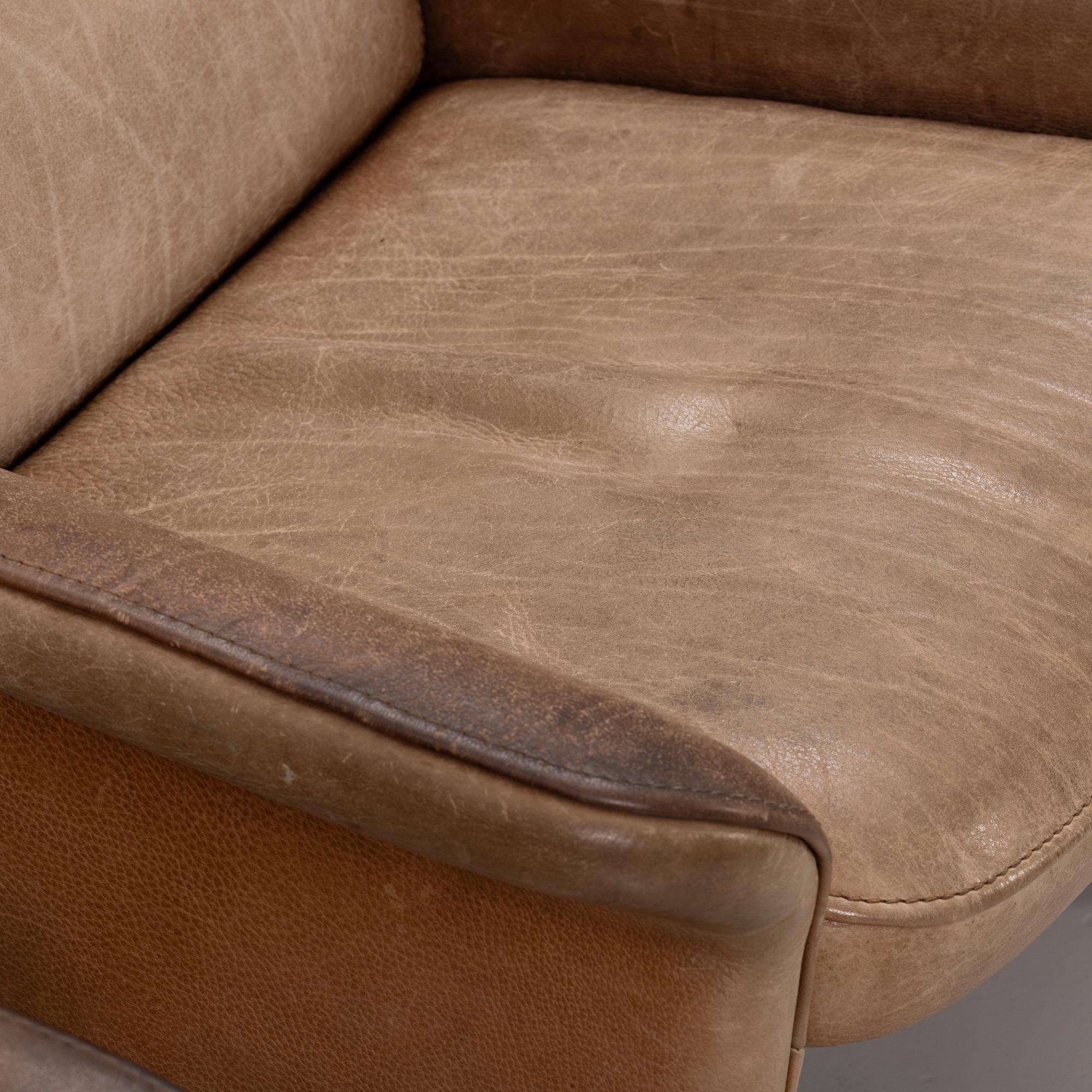 Armchairs, a pair, model “DS 50”, De Sede, Switzerland, 1970s.