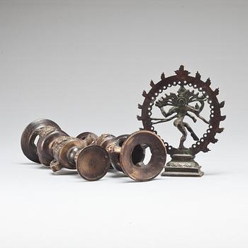 RÖKELSEKAR och SKULPTUR, brons, 1900-tal.