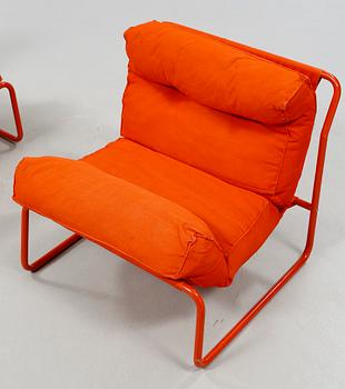 A pair of lounge chairs by Gillis Lundgren for Ikea, mpdel "Pixi", 1970s.