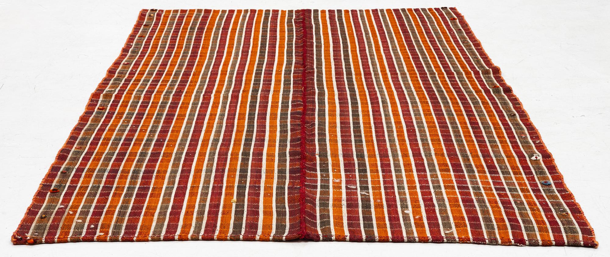 Täcke, slätvävd, Sannolikt Qashqai, Iran, ca 227 x 150 cm.