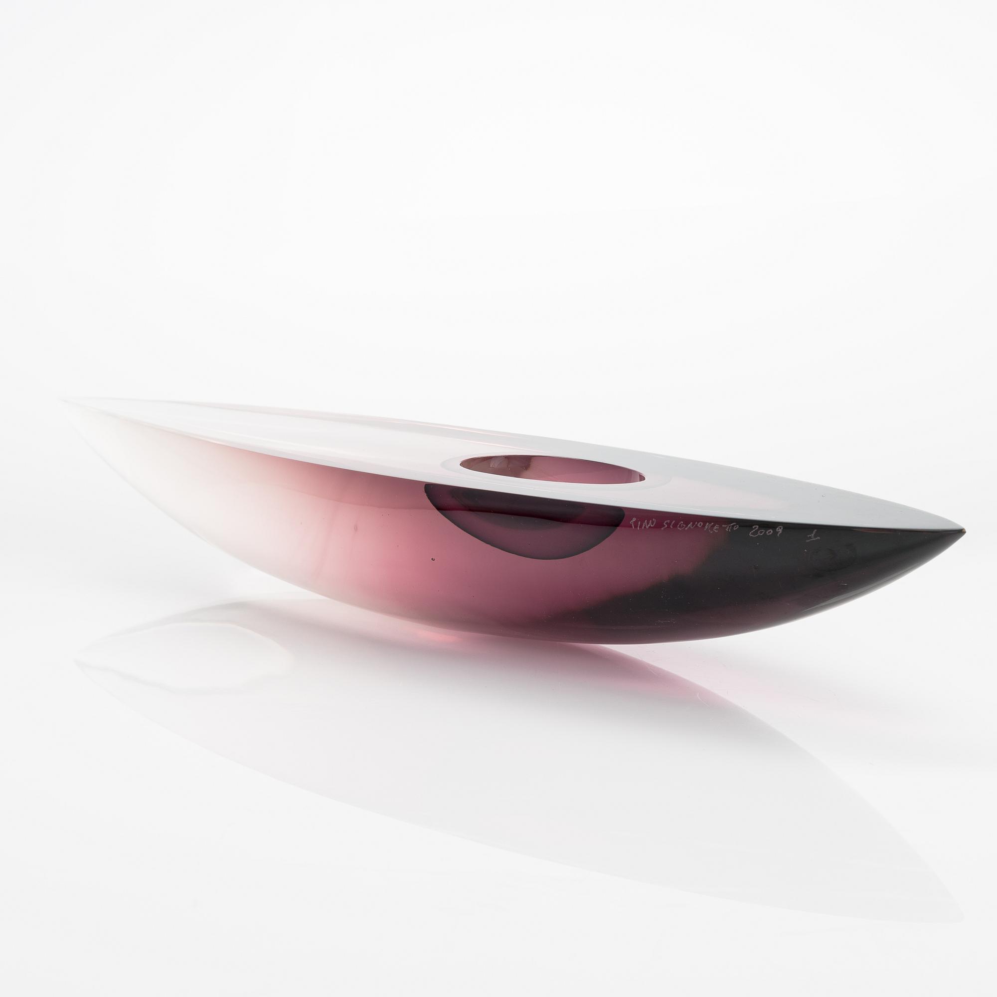 Timo Sarpaneva, Postum skulptur, "Kajak", signerad Timo Sarpaneva Pino Signoretto 2009 (1).