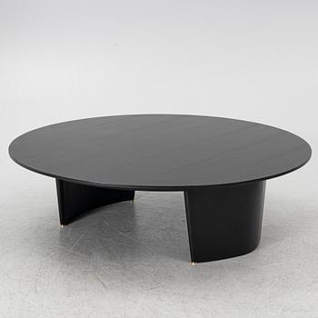 A coffee table, Minotti, Italy, 21st century.