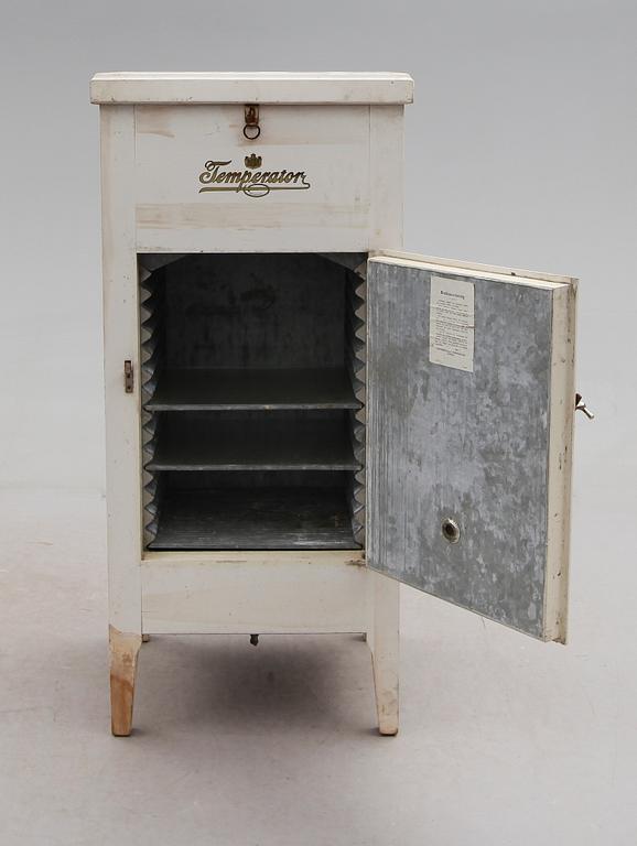 ISSKÅP, Temperator, 1900-talets första hälft.