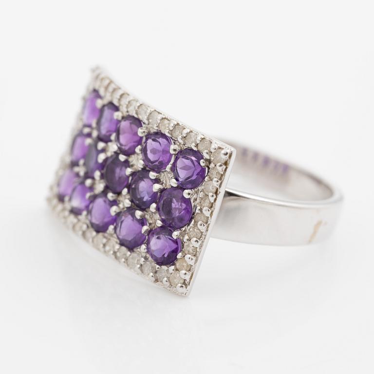 Ring, 14K white gold with amethysts and small diamonds.