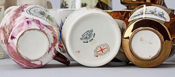PARTI PORSLIN, 16 delar, England, 1800/1900-tal.