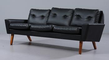 SOFFA samt FÅTÖLJ, 1960-tal.