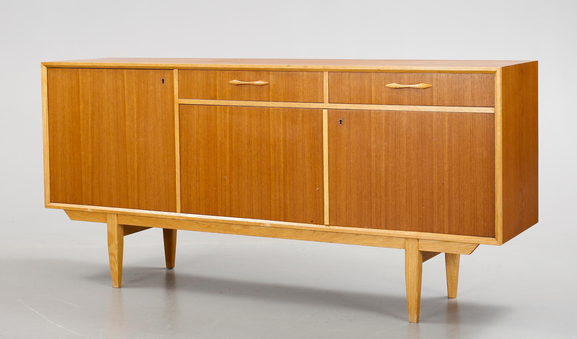 SIDEBOARD, 1960-tal.