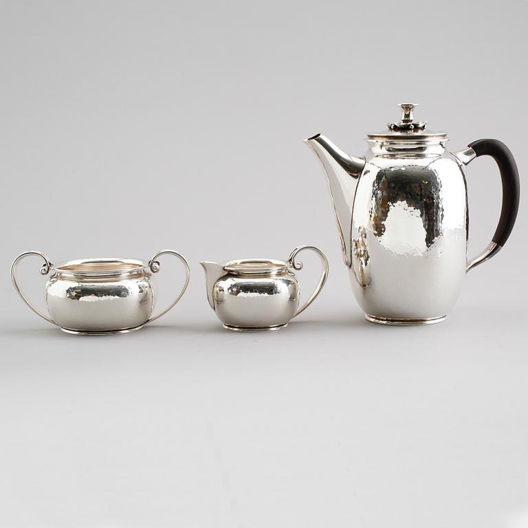 KAFFESERVIS, 3 delar, silver, Cohr, Danmark, 1900-talets första hälft. Vikt ca 1006 gram.