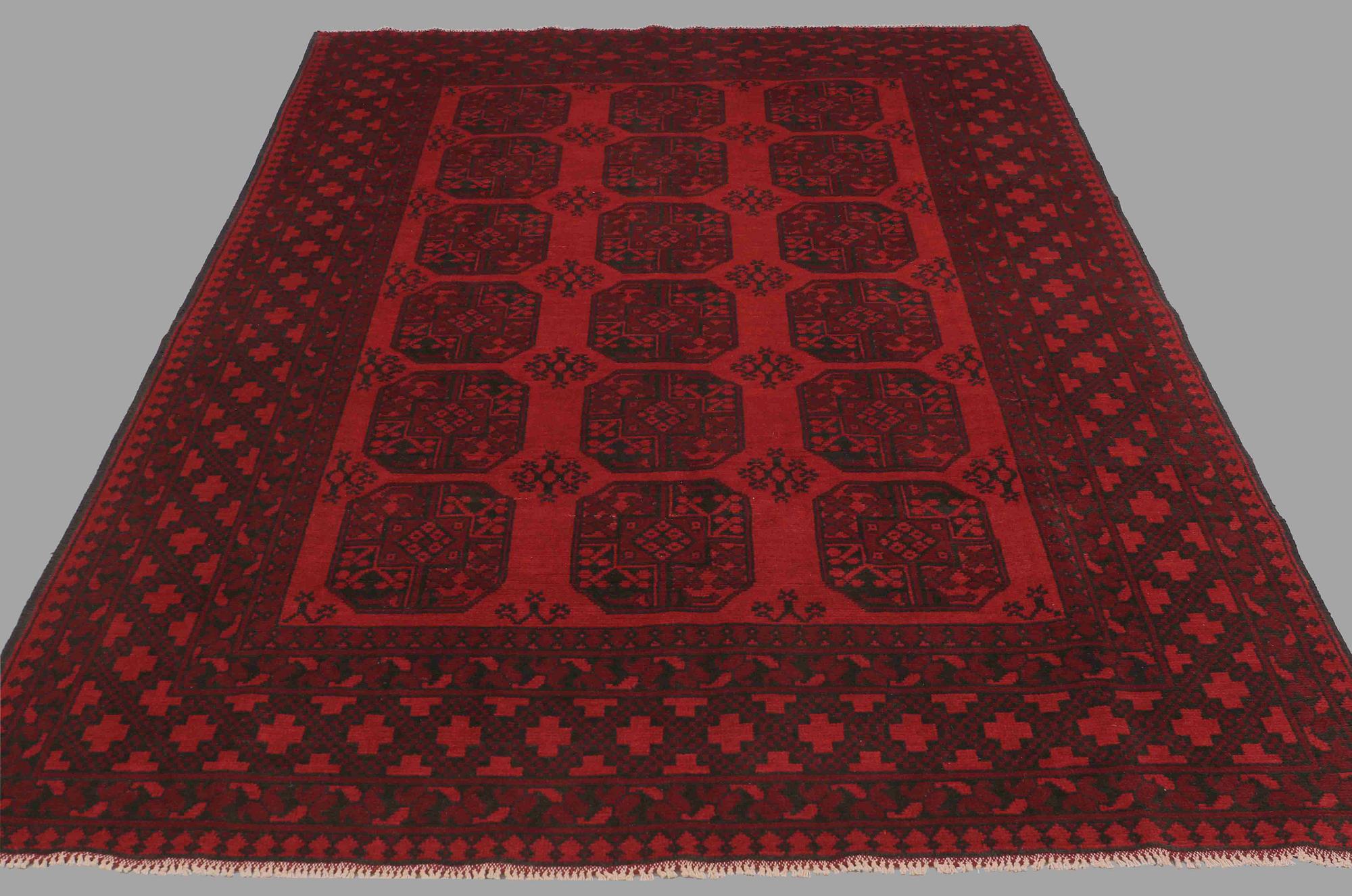 MATTA, Orientalisk, ca 280 x 200 cm.