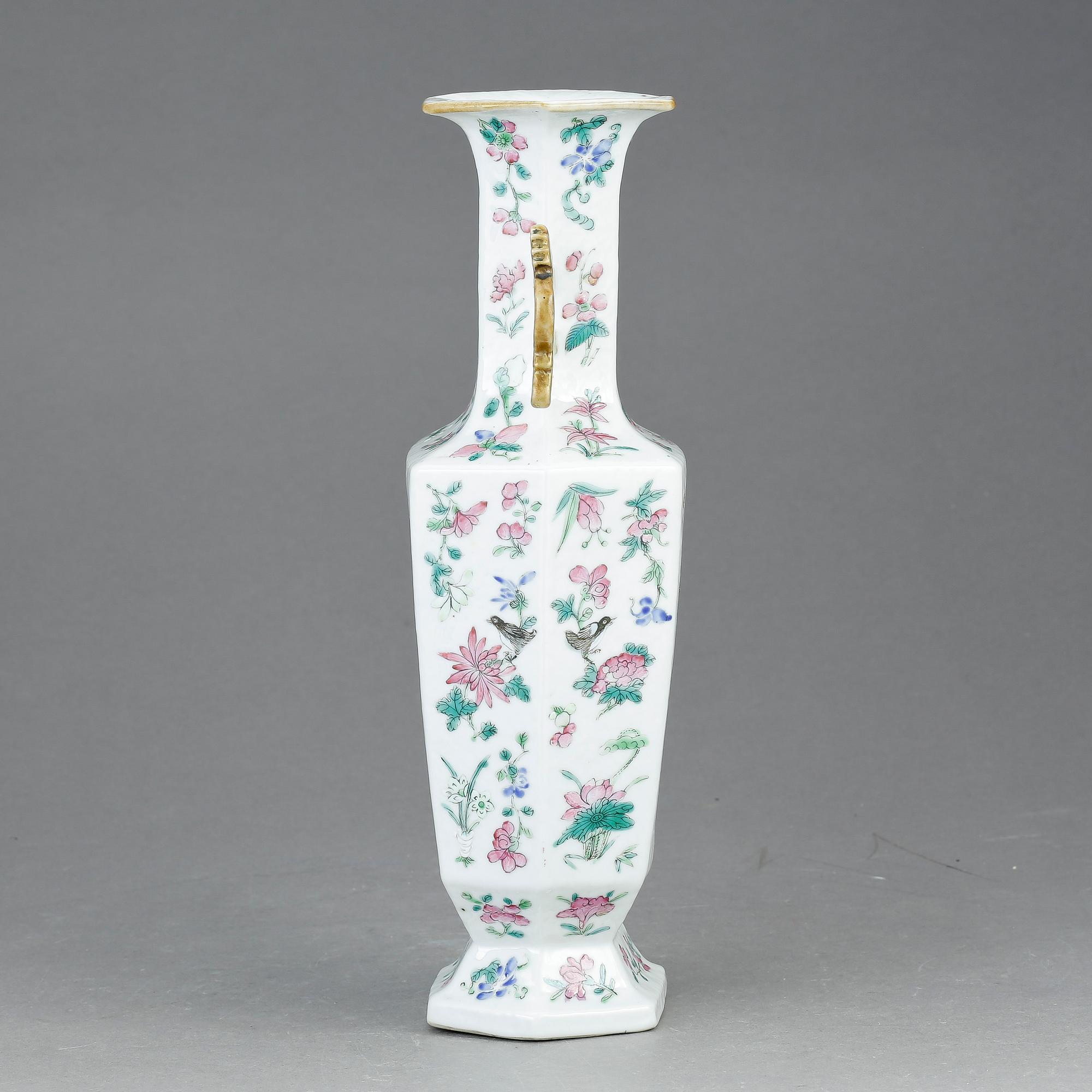 VAS, porslin, Kina, 1800-tal.